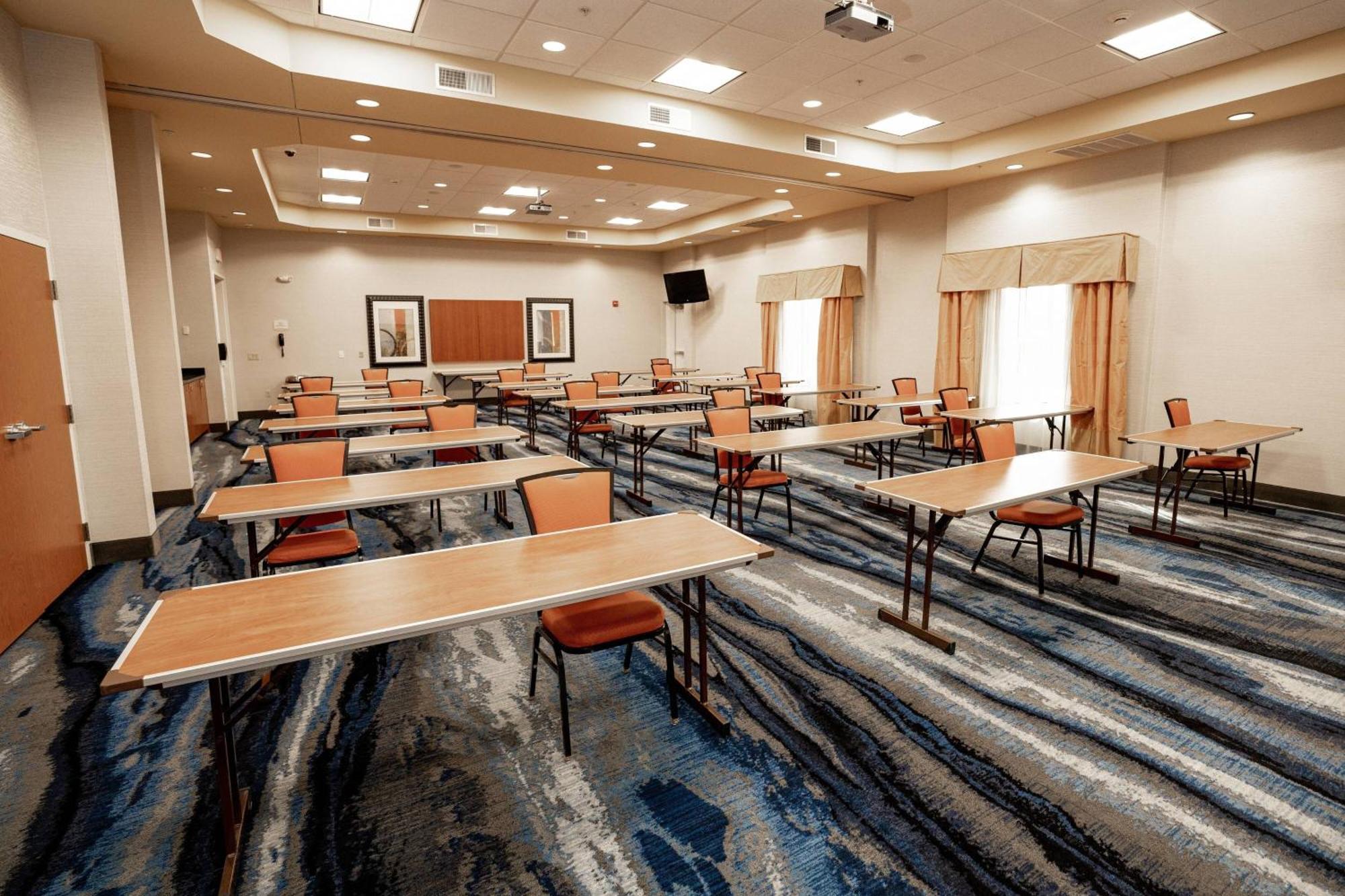 Fairfield Inn & Suites By Marriott Kearney Esterno foto